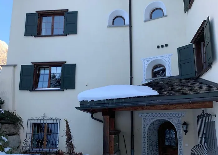 Mit Blick Auf Den Gotschna *